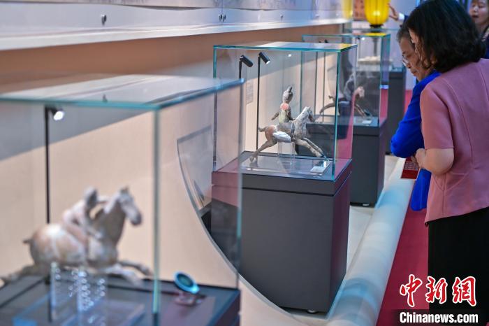 千年传承今朝绽放：少数民族传统体育文化展亮